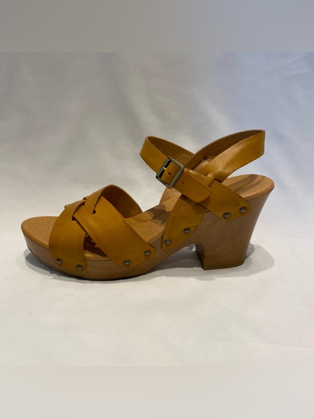 Korks Bagley Brown Platform Ankle Strap Sandals, size 10 - Picture 8 of 8